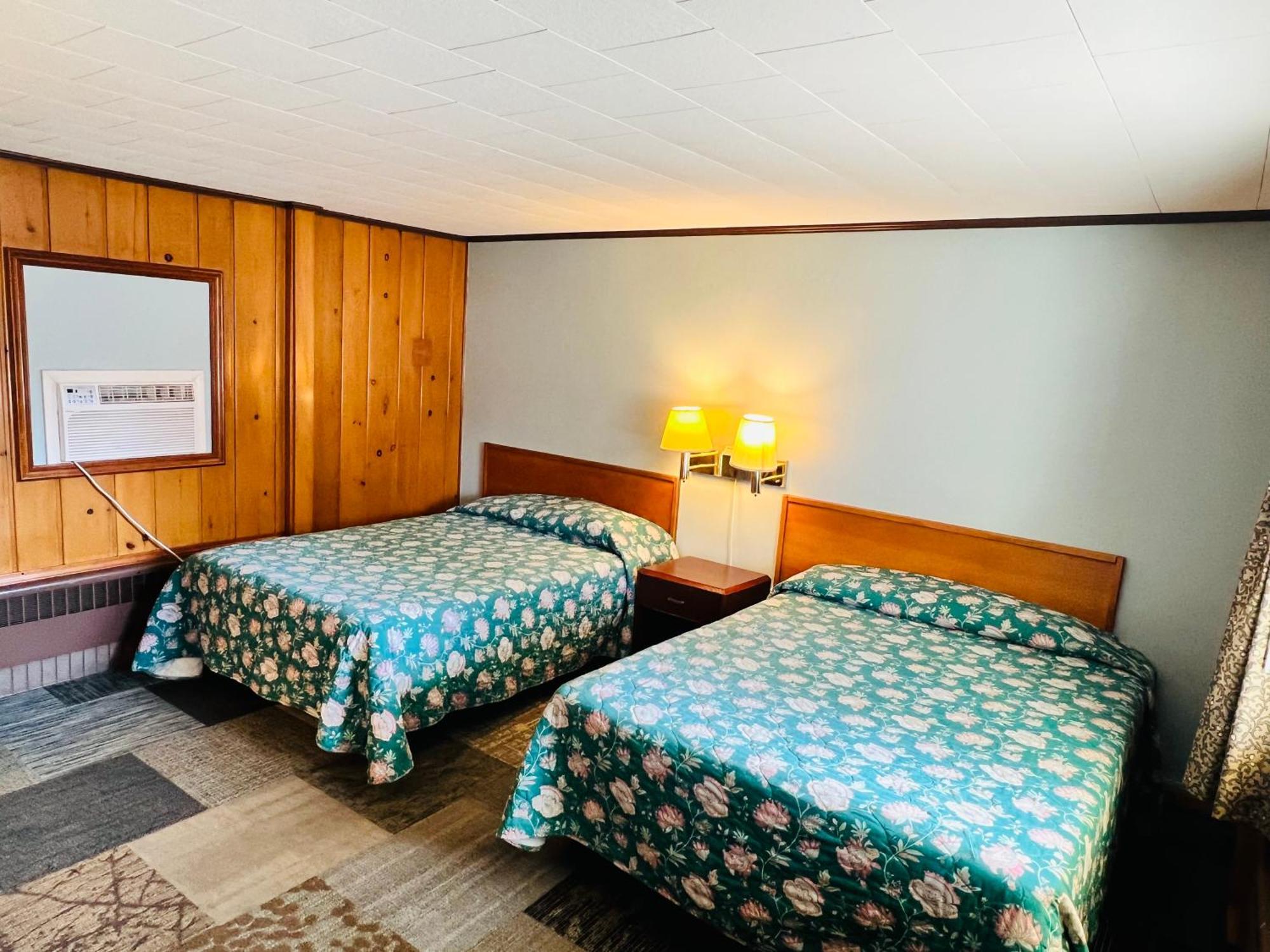 Sun N Snow Hotel Cadillac Dış mekan fotoğraf