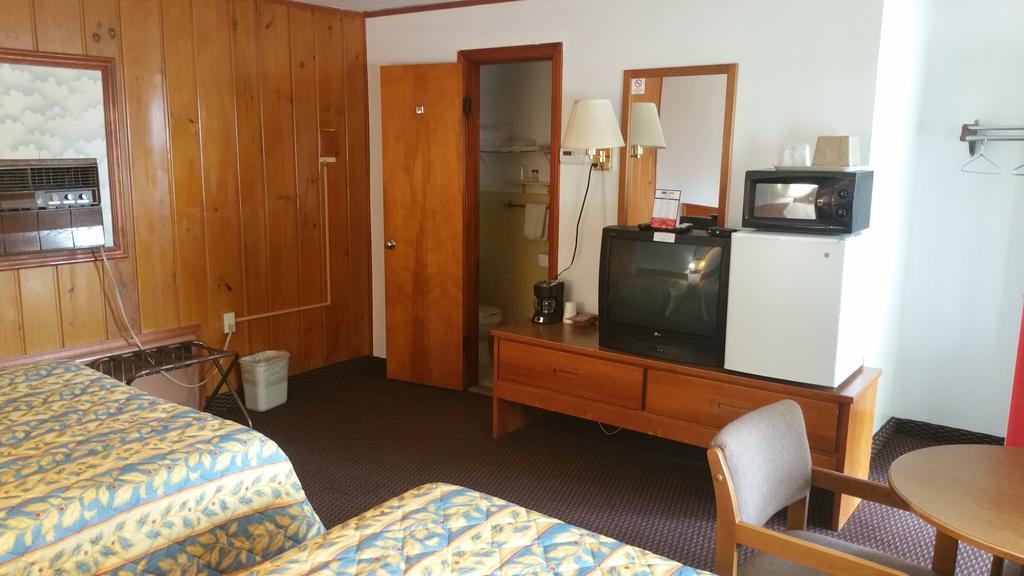 Sun N Snow Hotel Cadillac Dış mekan fotoğraf