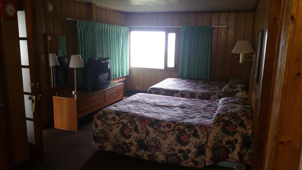 Sun N Snow Hotel Cadillac Dış mekan fotoğraf